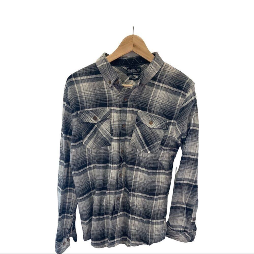 NWT Oneill plaid flannel gray and black button down new with tags! Sz M skater